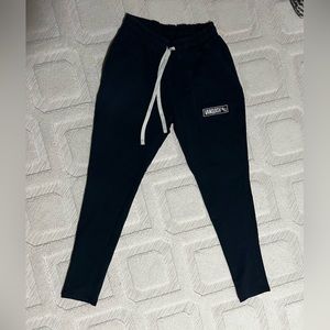 VANQUISH JOGGERS PANTS blue color, perfect condition